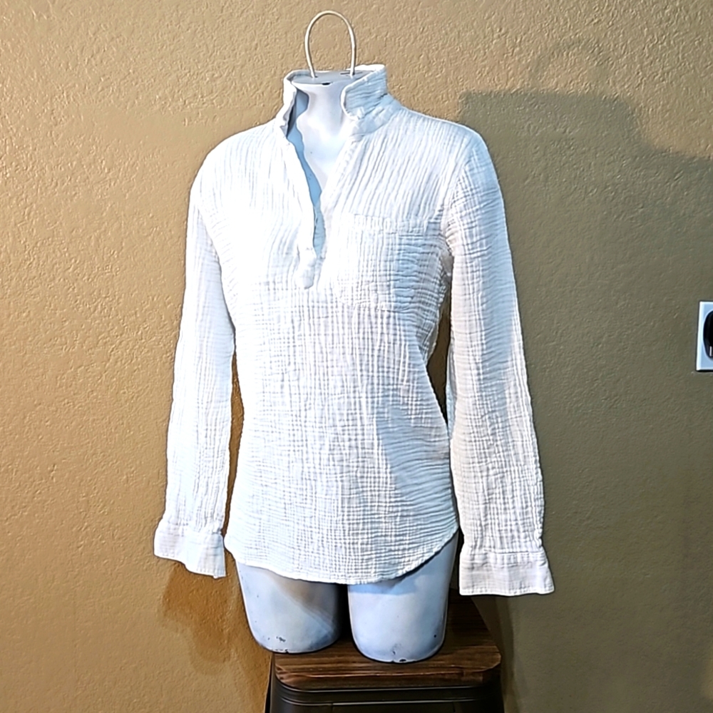 beachlunchlounge Top  Size Medium  NWOT 100% Cotton  Long-sleeved